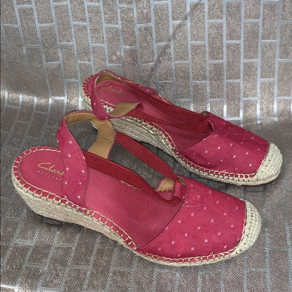 Clark’s artisan red wedge 7.5